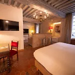 Les Remparts Et Demeures Historiques 4* Beaune (Cote d'Or)