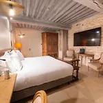 Les Remparts Et Demeures Historiques 4*