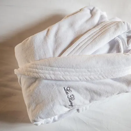 Les Remparts Et Demeures Historiques Hotel