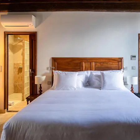 Les Remparts Et Demeures Historiques Hotel Beaune (Cote d'Or)