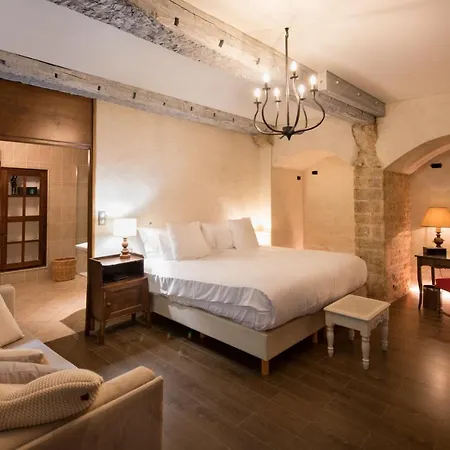 Hotel Les Remparts Et Demeures Historiques