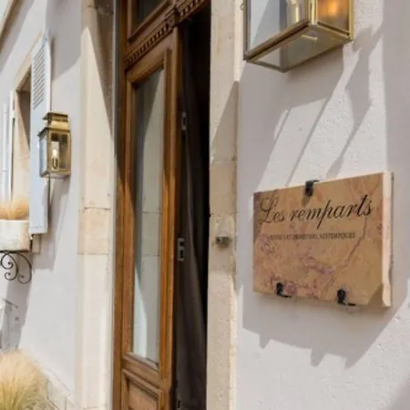 Les Remparts Et Demeures Historiques ביון
