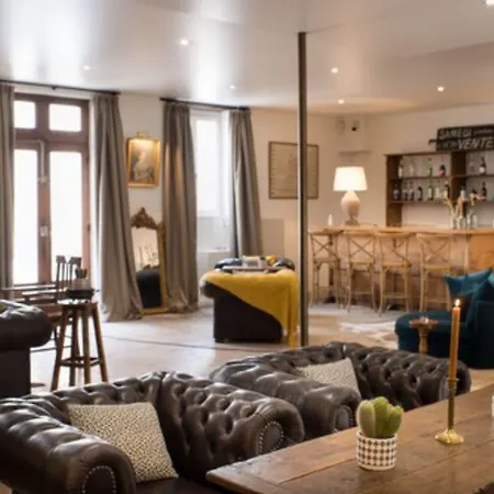 Les Remparts Et Demeures Historiques 4*