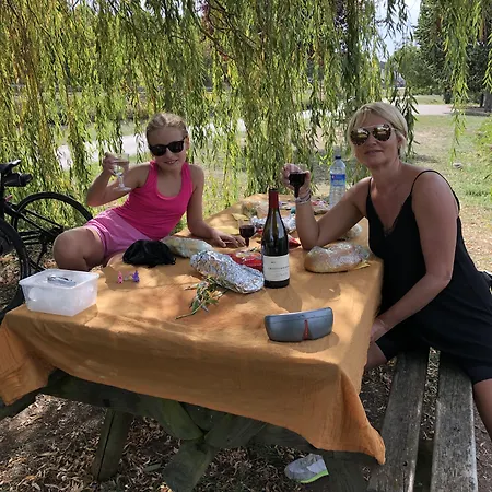 Les Remparts Et Demeures Historiques