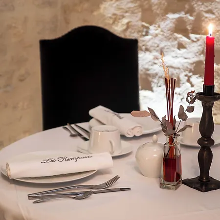 Hotel Les Remparts Et Demeures Historiques