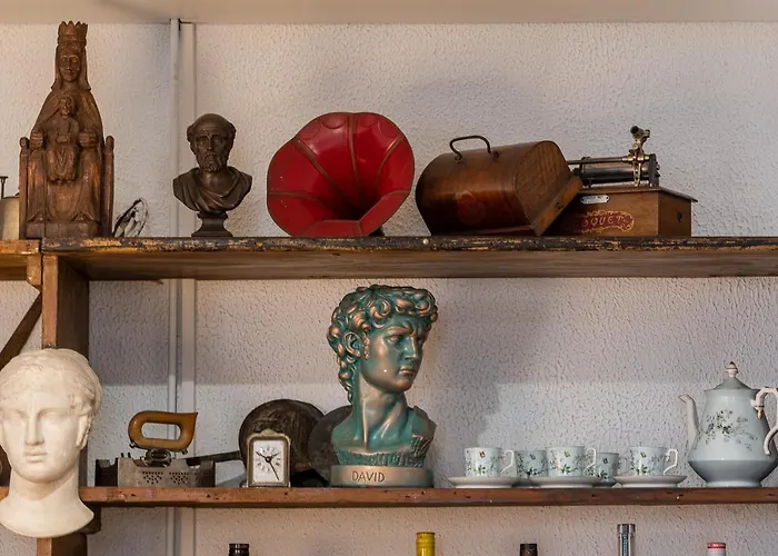 Hotel Les Remparts Et Demeures Historiques 4*