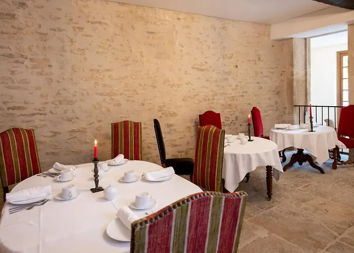 Les Remparts Et Demeures Historiques 4*