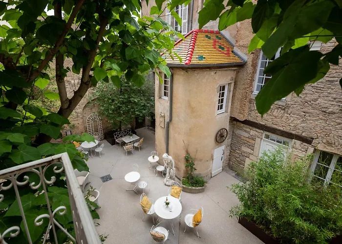 Hotel Les Remparts Et Demeures Historiques