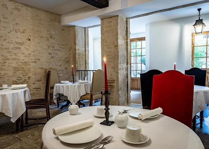 Les Remparts Et Demeures Historiques 4*