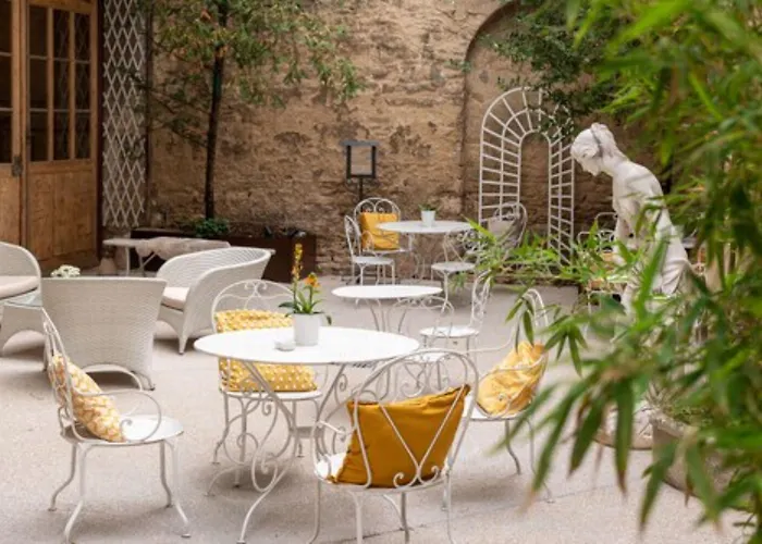 Hotel Les Remparts Et Demeures Historiques